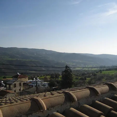 בית הארחה Our House 4*