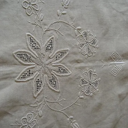 בית הארחה Our House