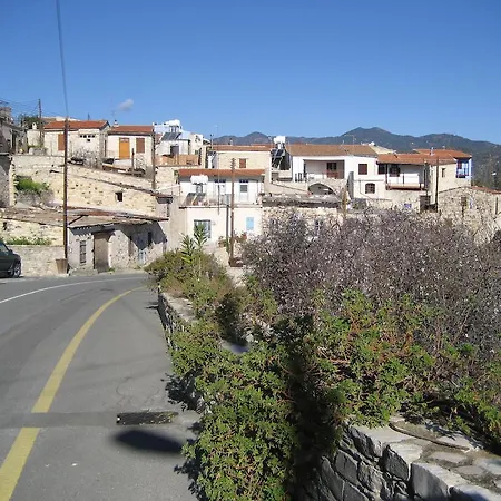 Pensionat Our House Vavla