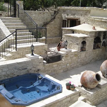 게스트하우스 Our House 4*