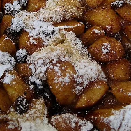 Our House בית הארחה