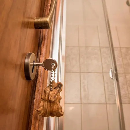 בית הארחה Our House